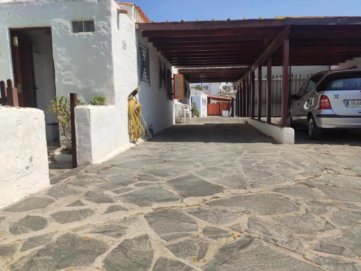 2 Bedroom Bungalow Next Yumbo Center. Free Parking Playa del Inglés Casa vacanze