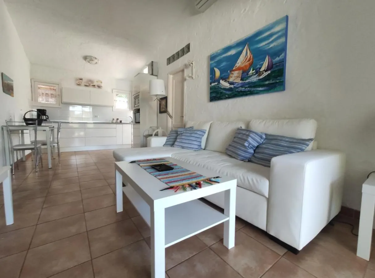 2 Bedroom Bungalow Next Yumbo Center. Free Parking Playa del Inglés Casa vacanze