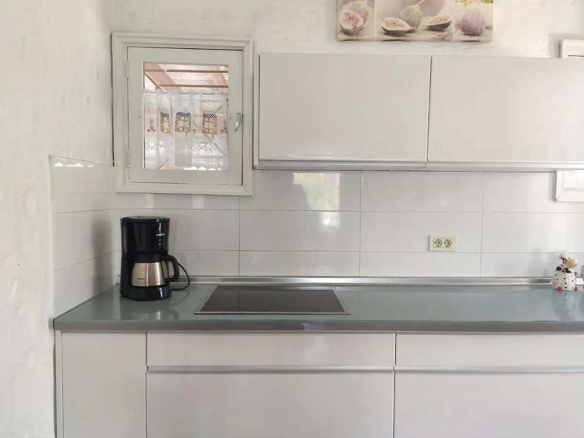 2 Bedroom Bungalow Next Yumbo Center. Free Parking Playa del Inglés